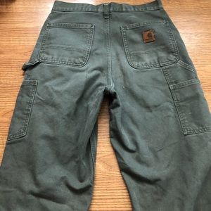 Carhartt army green cargo pants size 28 waist 32 length